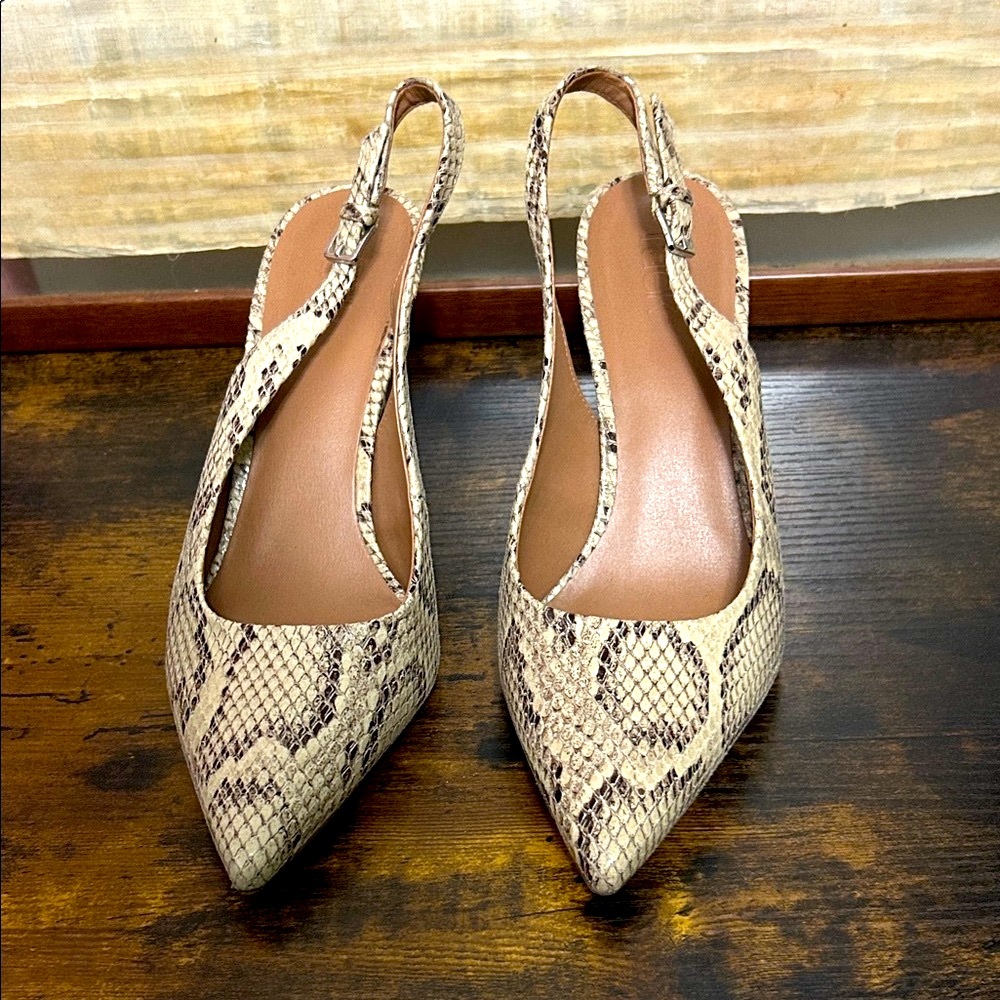 Chic Snakeskin Pattern Slingback Heels - image 1